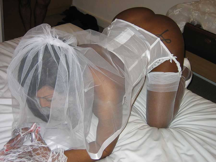 la femme mariée en levrette